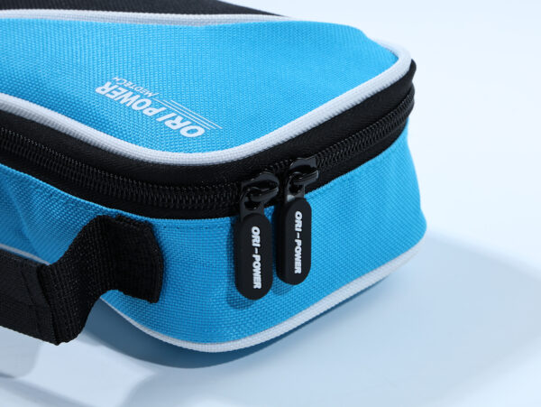 Praktische Erste-Hilfe-Tasche aus Nylon in Blau – Bild 2